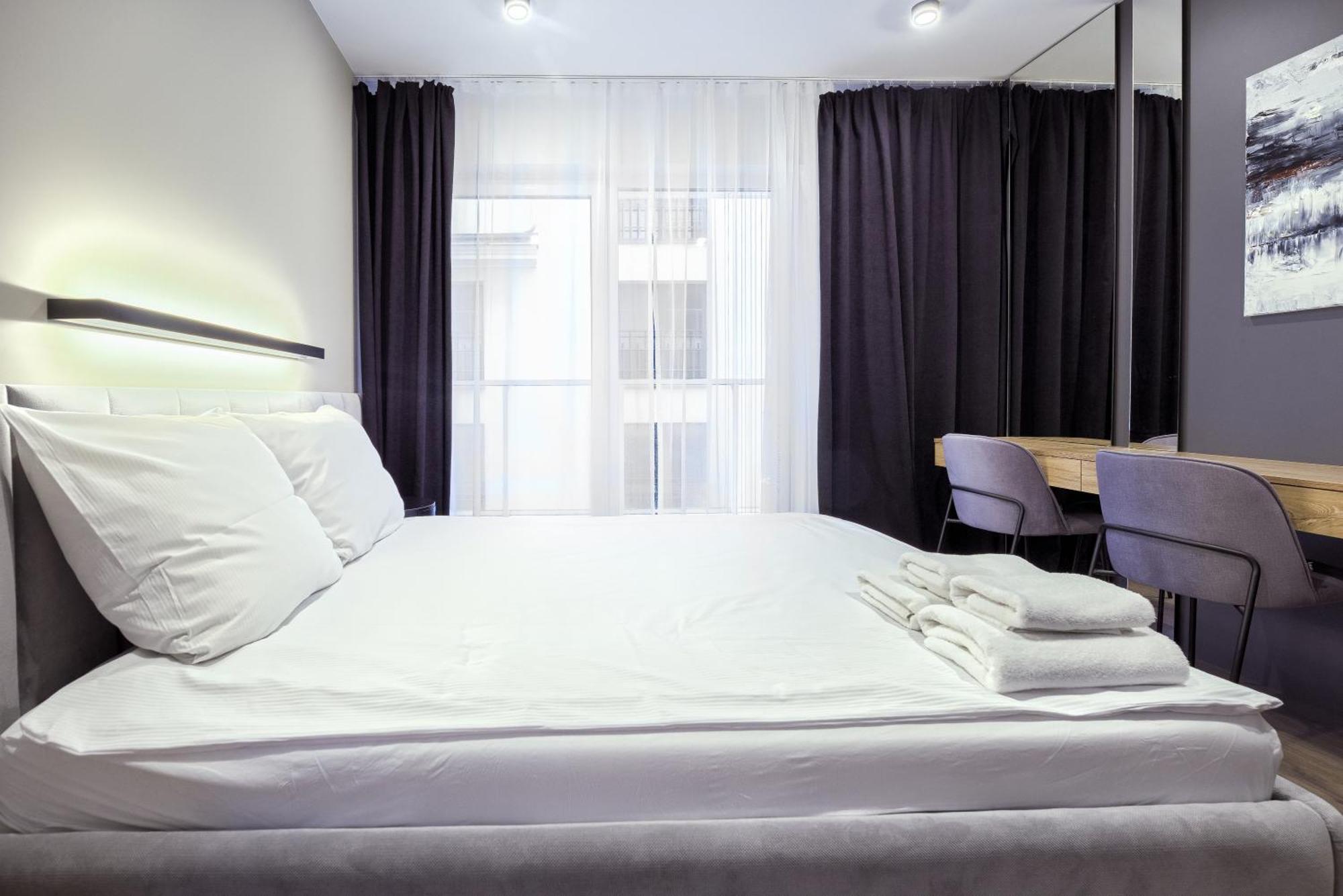 Apartment Aboutartapartments - Twin Towers